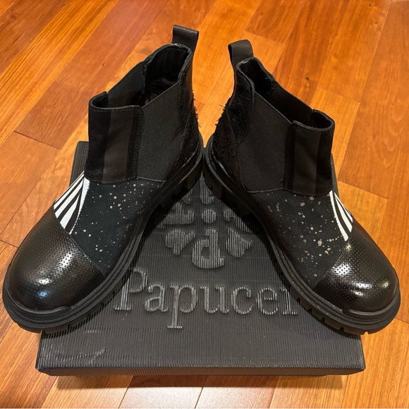 Papucei Black Leather mix boot - Picture 1 of 13